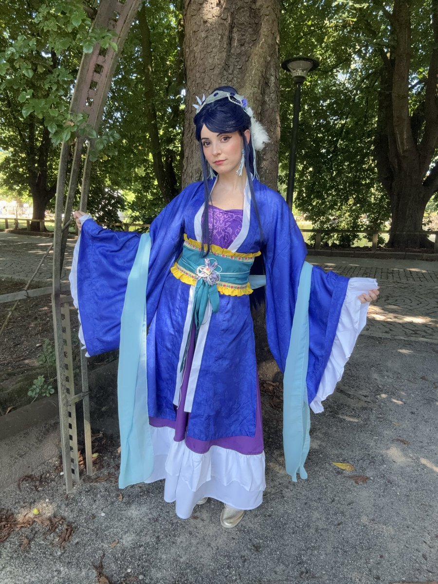shiroychigo's tweet photo. Lihua https://t.co/kHrHWbv90G