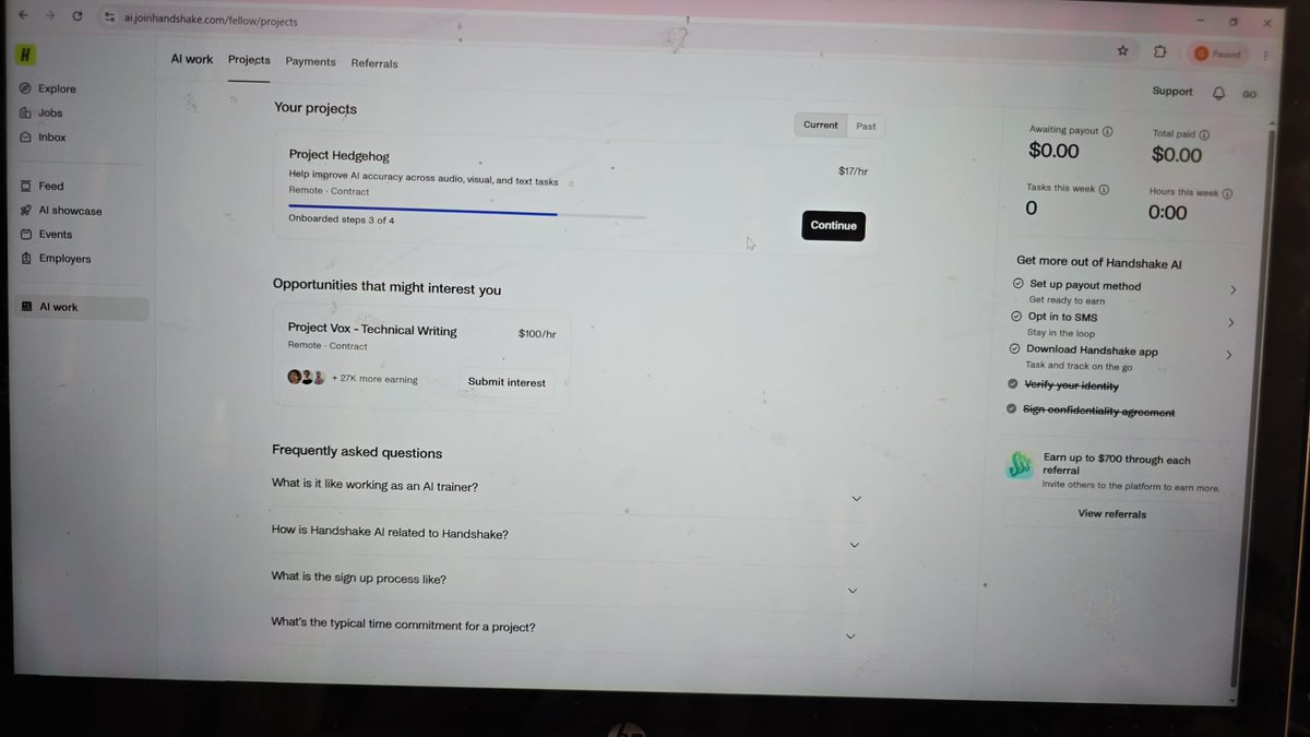 snapimili's tweet photo. Created several UK handshake accounts yesterday and got hedgehog invite immediately. Bring your handshake deal let's work. UK, US, Canada. No let Outlier frustration kill you https://t.co/XmuOG9VBzm
