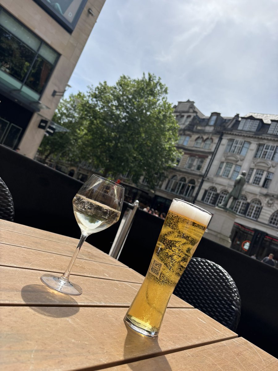 mikeygreen68's tweet photo. @MandC_TheHayes Sunday Afternoon Drinks 🥂🍺☀️😎with my lovely wife at @MandC_TheHayes #TheHayes #Cardiff #LivingOurBestLife #MakingMemories  #GoodTimes #Blessed #Grateful #PreciousTimes #LovinLife #LivinLife #OneLife #LivinTheDream ❤️🙏 https://t.co/QSPkHOMiuY