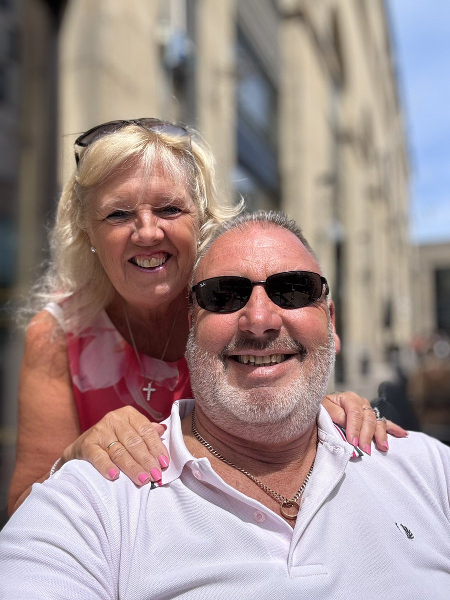 mikeygreen68's tweet photo. @MandC_TheHayes Sunday Afternoon Drinks 🥂🍺☀️😎with my lovely wife at @MandC_TheHayes #TheHayes #Cardiff #LivingOurBestLife #MakingMemories  #GoodTimes #Blessed #Grateful #PreciousTimes #LovinLife #LivinLife #OneLife #LivinTheDream ❤️🙏 https://t.co/QSPkHOMiuY