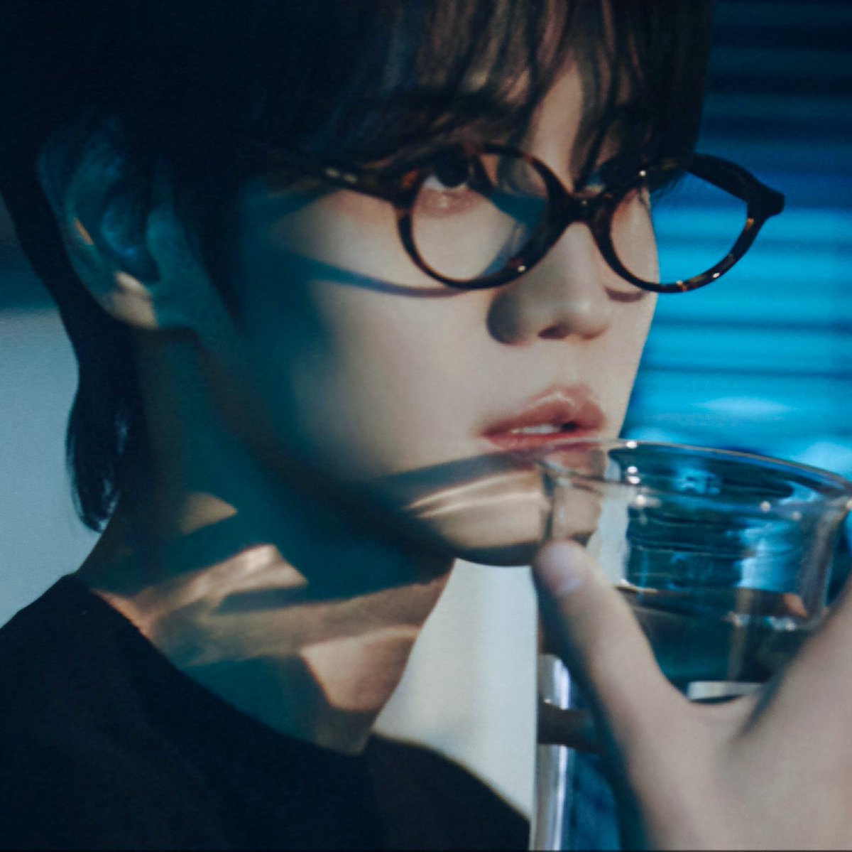 _KWANGSX's tweet photo. Religious ㅇㄱㄱ이랑 붙는 상상 https://t.co/VN3bHQOQTX