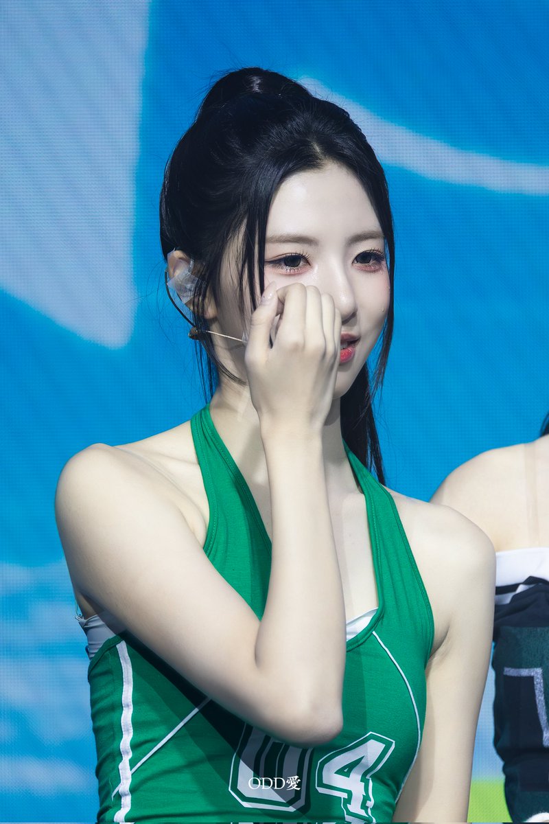 ODD_AI_'s tweet photo. #ODDYOUTH
#KANIE
#오드유스
#카니

260704 첫 팬미팅 예원이💚💦 https://t.co/rDpRJPcn6v