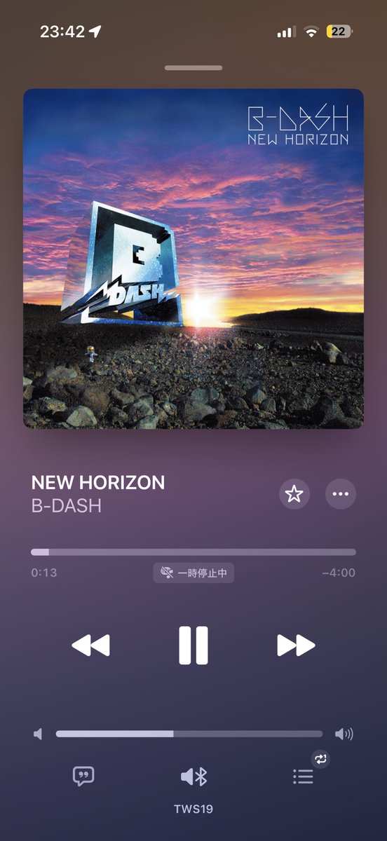 nogi_monster's tweet photo. もう十代のスピードで上がって落ちてないけど人生は素敵でwoooだ hey hey!!!

命日。 https://t.co/GSAgBAPdKk