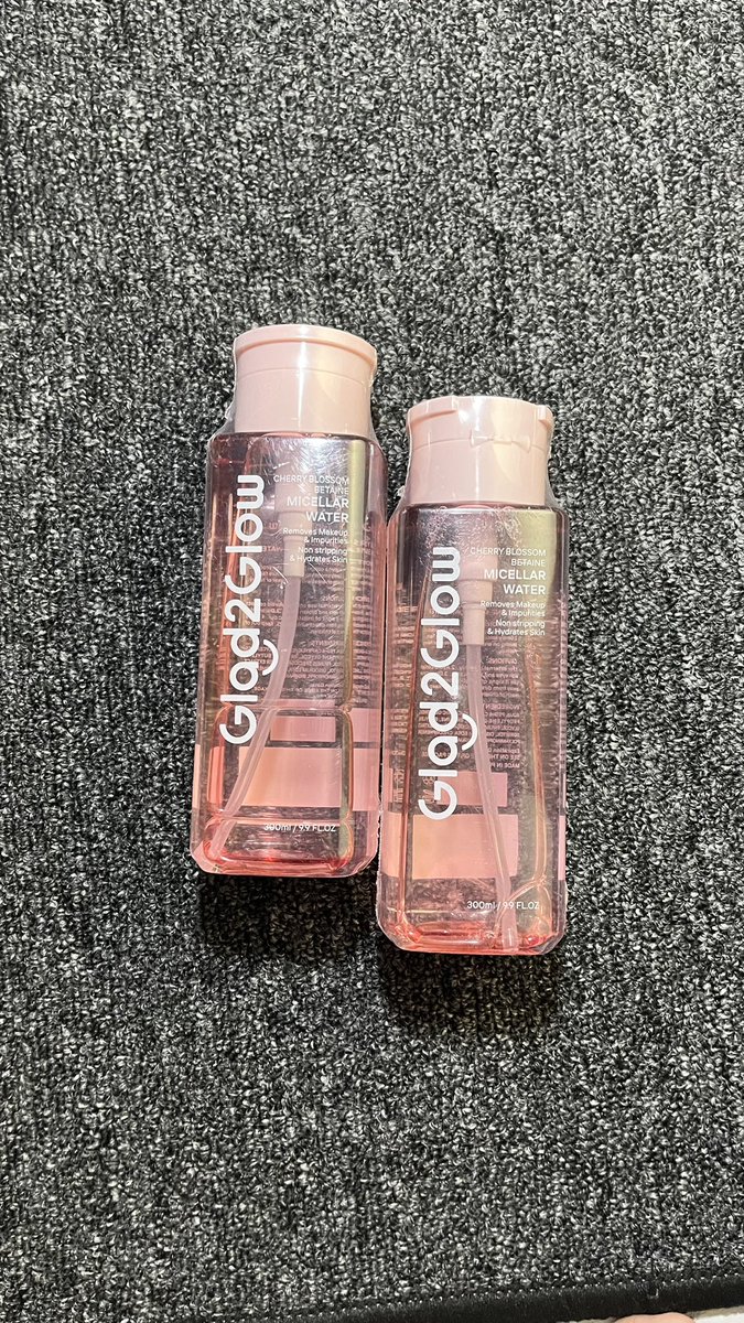 Rdira_'s tweet photo. lagii!!
wts wts wts 
micellar water 300ml : 36.000
sunsncreen facetology : 55.000
moist glowsophy 100ml : 36.000

https://t.co/h45B4aETDw https://t.co/Pdp6n8CE9X