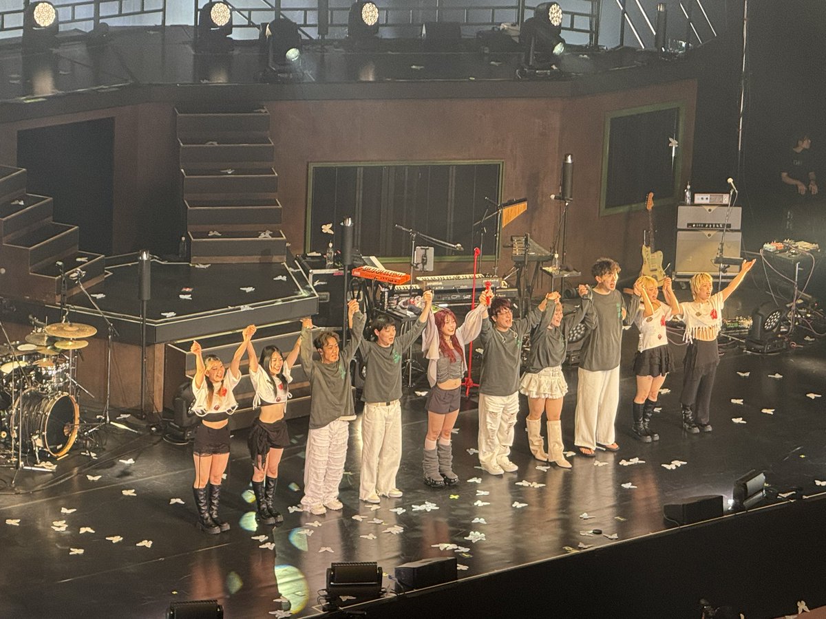 SHiMiChaTHEEND's tweet photo. アイナちゃんのLIVE
毎回参加するたびに、感動が超えていくんだよね
チーム力があって、LIVEを最後まで楽しませる環境が素敵です😀

次回のツアーも新曲も楽しみにまってます

#アイナジエンド
#アイナ渋谷
#PICNIC https://t.co/Jh3PoVh5Am