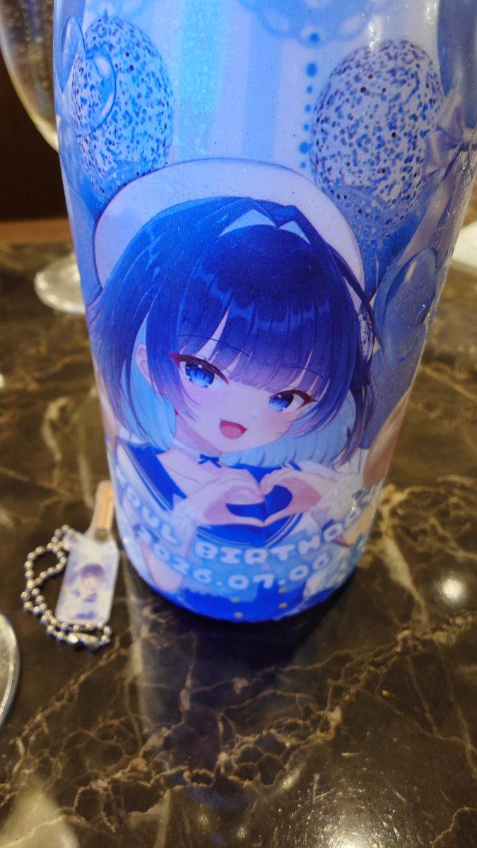 krepanchi02's tweet photo. クルルさんBDイベ参加してきました
衣装もボトルもかわいかったー
ボンボヤージュオプションも堪能できたし、
案��してもらった席のおかげでカラオケも間近で観れて目も耳も幸せでした！
#TwilightRouge
#クルルBirthday2026 https://t.co/68wJNHXYpL