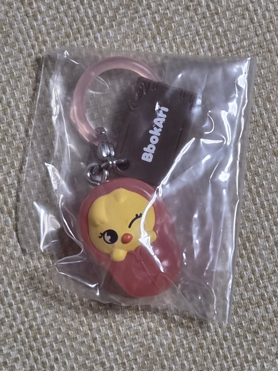 sabimaru_pine_0's tweet photo. SKZOO めじるし アクセサリー スキズ 交換

【求】ハンクォッカ 🐿️

【譲】ポガリ 🐥

郵送希望です📮
お声かけ下さい🙇‍♀️ https://t.co/bis17ZSncw