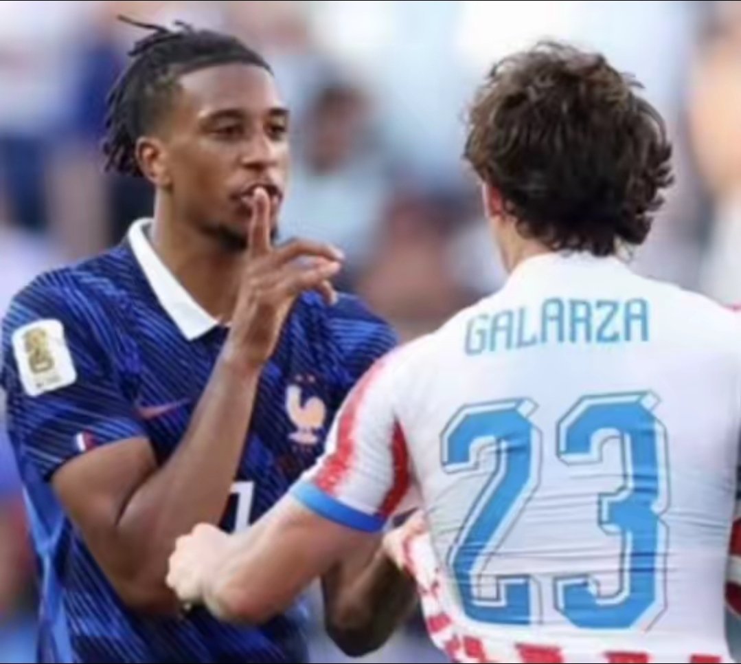 VeGa4493's tweet photo. Chut https://t.co/e3Uk0VzcTZ