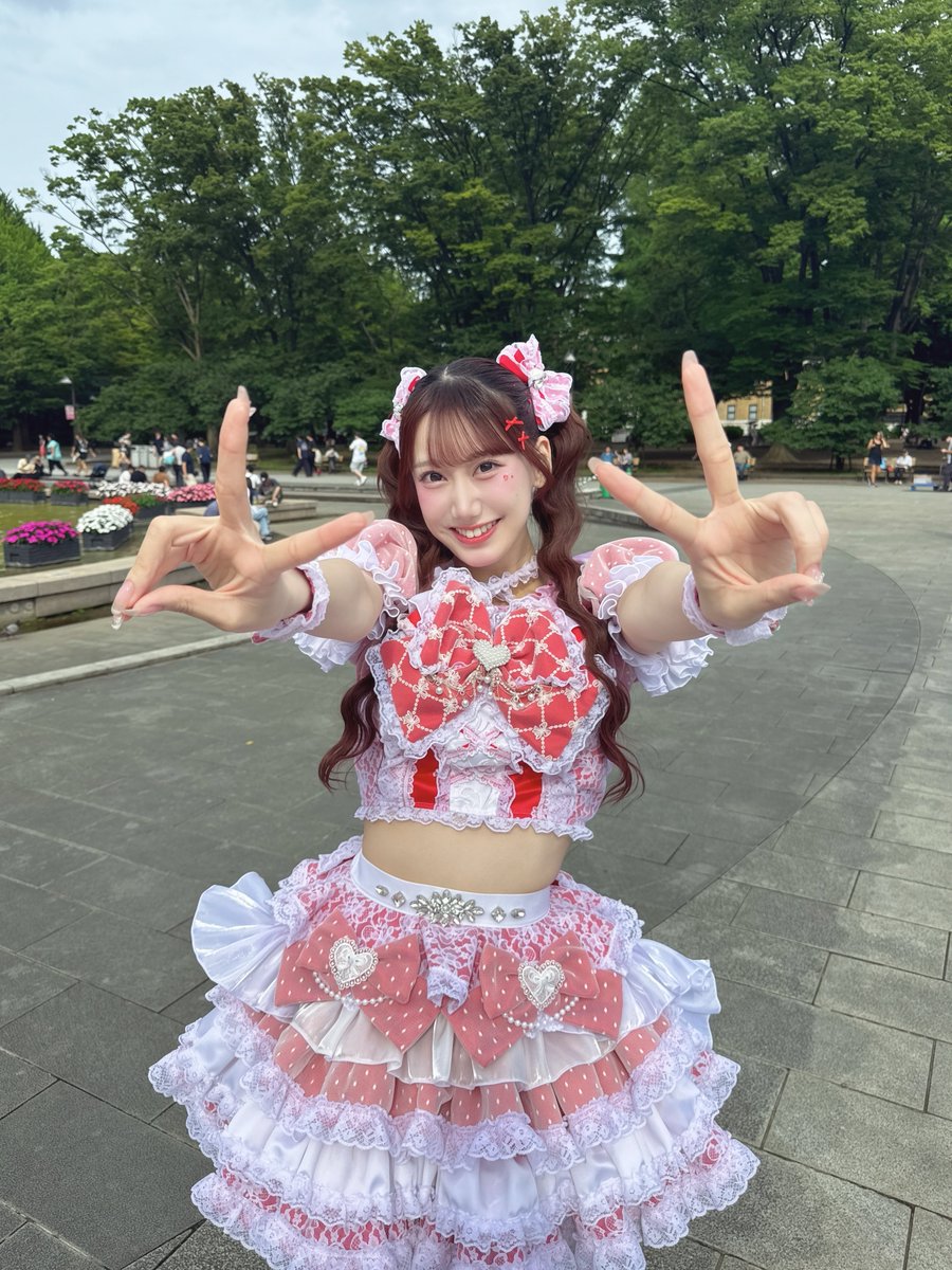 MOCOLE_mui's tweet photo. #上野恩賜公園 での『 メガ盛り MAX-Live 0705-@ビールと浴衣で盆踊り』、 #飛行船シアター での『 Girls on Fire! 』2本目ライブの日‼️ありがとうございました‼️🔥

人生初野外ライブ~~‼️‼️‼️たーーーのしかった‼️‼️‼️‼️‼️すごく楽しかった‼️‼️‼️記憶に残る大切な日になった‼️‼️‼️‼️

 #モーコレ がはじめての方もたくさん笑顔になって盛り上がってくれて本当に嬉しかった‼️‼️もっともっと頑張って多くの方に愛されるグループになりたいなと改めて思いました…‼️‼️🫶🫶

丸一日一緒に過ごしてくれた方も駆けつけてくれた方もみんなみんなありがとう😭😭大好きよ、おやすみなさい‼️‼️