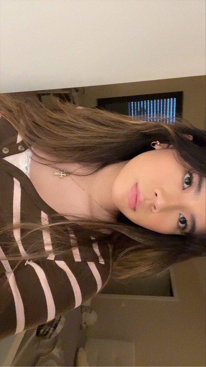 rena tweet media