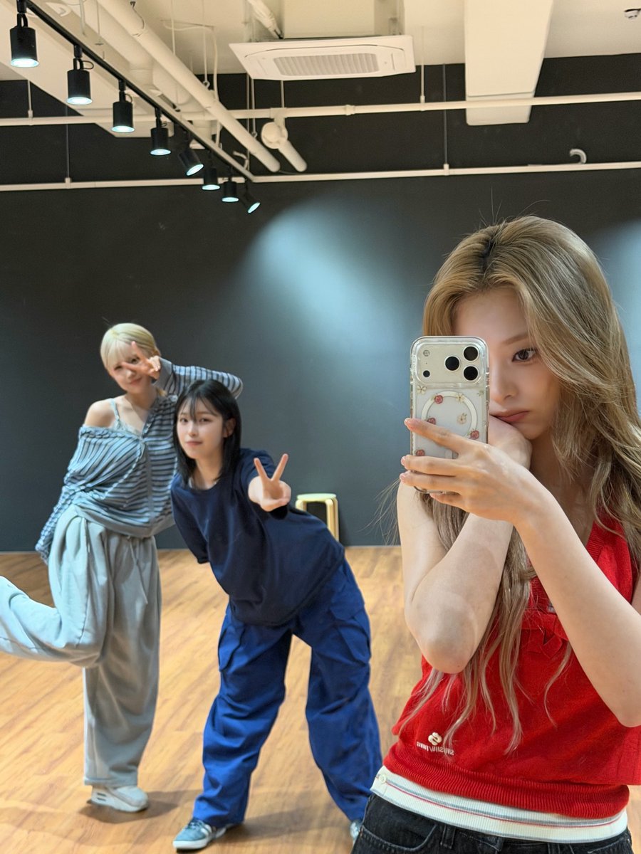 chaenglover514's tweet photo. 바부강아 https://t.co/1Hc0hLQTtX