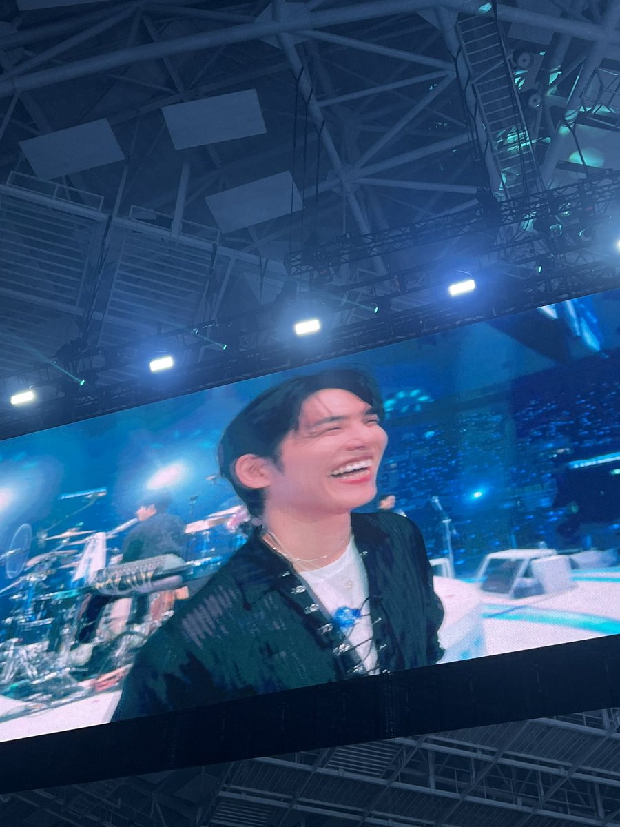 olzHoL_'s tweet photo. 원필네컷 https://t.co/pttwxbfLzG