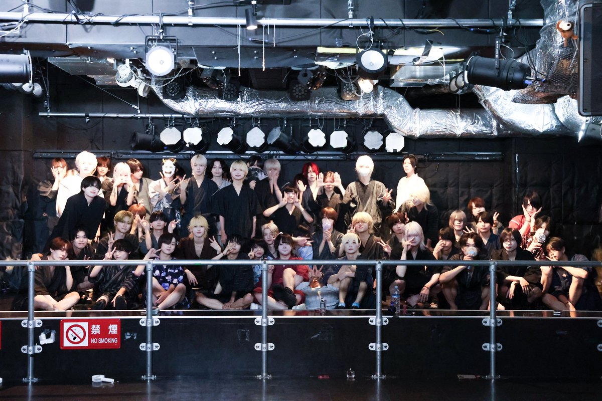 Kings_Create's tweet photo. 🎐甚平ライブありがとうございました🎐
本日はご来場いただき、誠にありがとうございました！
いつもとは少し違う甚平姿で、夏を感じられる一日になりました☀️
皆さまのおかげで、メンバーも最後まで笑顔いっぱいのライブとなりました！
この夏もまだまだ楽しいイベントをたくさんご用意しています‼️
引き続き応援よろしくお願いいたします！