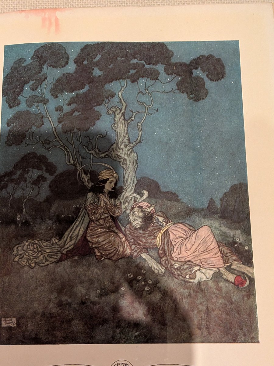 TiztB2's tweet photo. 千葉市美「おとぎの国のモードをさがして／Fairy Tale MODE」
こちらも印刷物メインで、物語の挿絵。千葉市美ではウォルター・クレインやってるし、よそでもそれなりに見てきているけど、ラッカム、デュラック、カイ・ニールセンが並んでいるとテンションが上がりますねぇ。
一部撮影可能です。 https://t.co/Cw9AsmbQmW