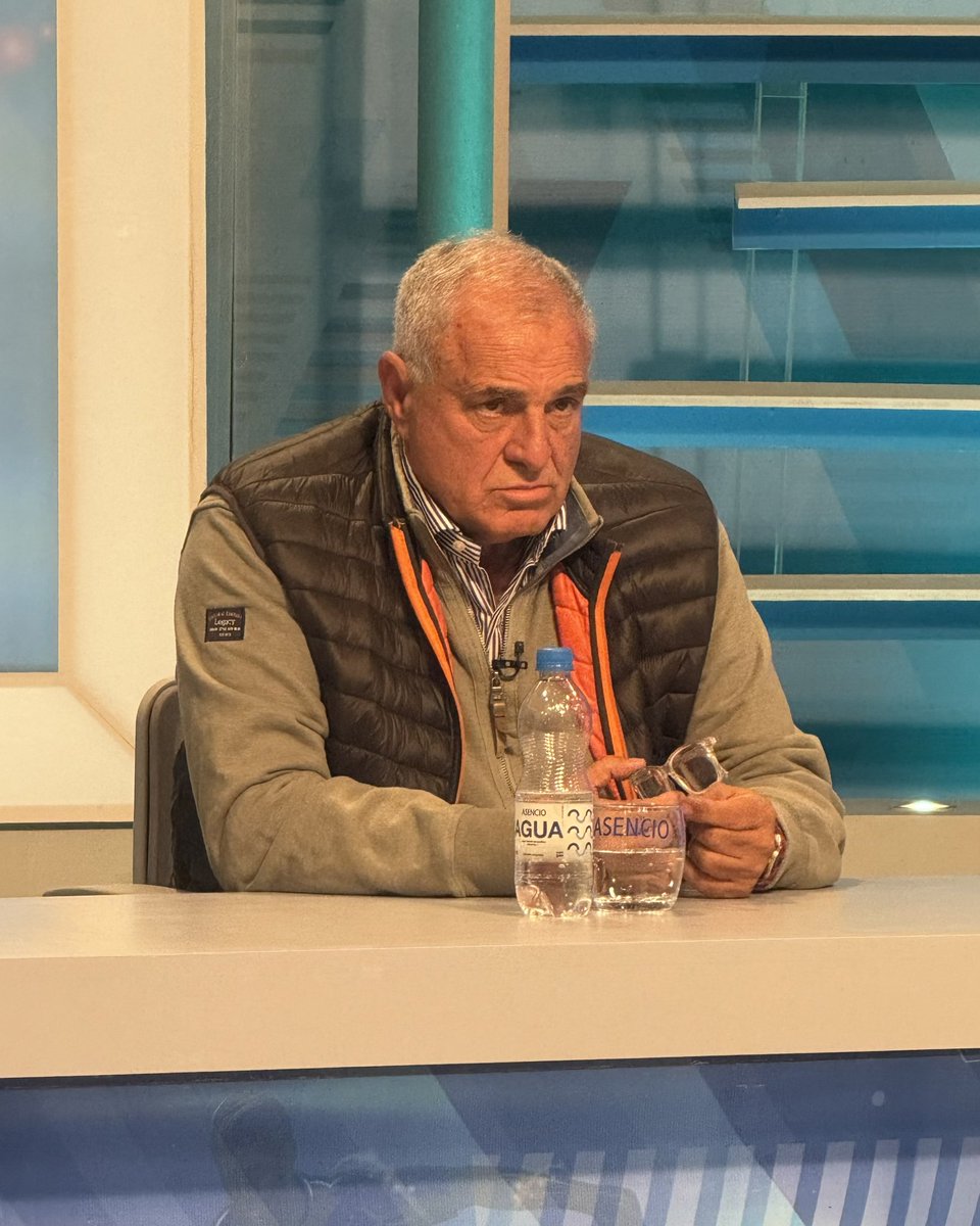 Punto_Penal's tweet photo. “Para Bielsa, verme a mí era como ver el diablo”

🗣️ Carlos Manta en #PuntoPenalEnEl10 https://t.co/VMieWps15s