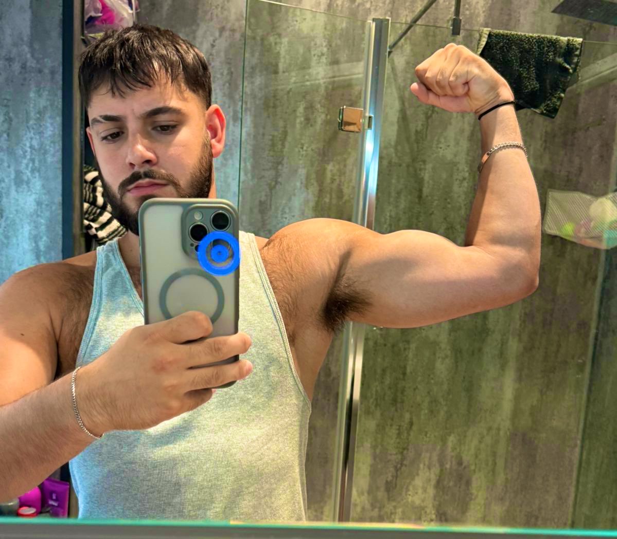 lewisrufff's tweet photo. ✅SURPISE DEBT RT GAME✅
🏧1/1/1 1 COMMENT🏧
⏳5 MINUTES⏳

My Sub @MasterLewissboy is already in debt to me, I want to add to it as he earns my permission to finish after being on ban

Let’s cancel out the payments he’s already made and get that total back up https://t.co/HLi9hfROVc