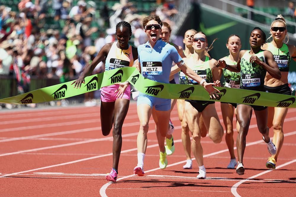 runnerspace's tweet photo. Side By Side In The Final Stretch, 'Excited' Nikki Hiltz Makes Most Of Opportunity Against Faith Kipyegon
#PreClassic
📰 https://t.co/hakXXT8Bnc https://t.co/GL8CUs2s4J