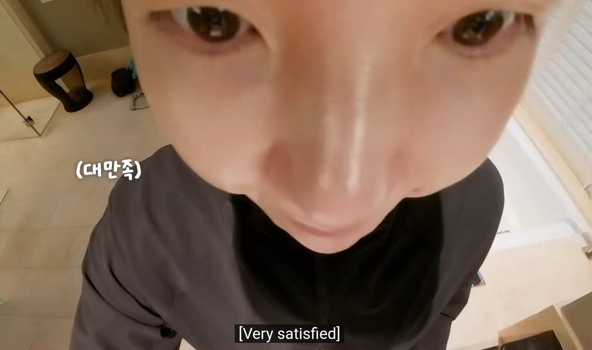 yf13bts's tweet photo. HES SO YOONGI BOONGI https://t.co/tnupmUr5IG