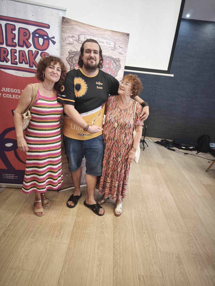 SnfSamuraiFAB's tweet photo. Bonus pic, you can't lose when you have your grandma in attendance <3 https://t.co/0GsRCQ0VrI