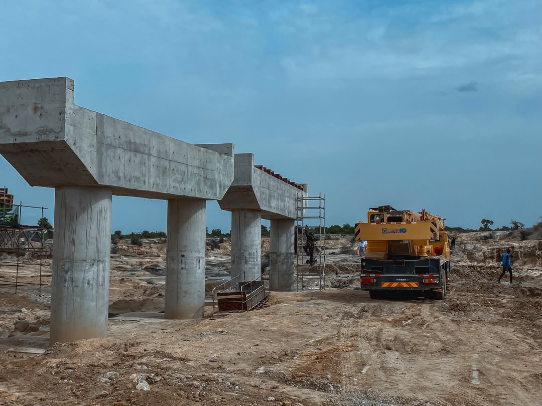 Ahmad_Gogel's tweet photo. The Kano Northern Bypass is one of the key infrastructure projects under President Bola Ahmed Tinubu’s Renewed Hope Agenda.

The 38km road will connect the Kano–Hadejia and Kano–Katsina highways, ease heavy traffic in Kano, improve the movement of goods and passengers, attract investment, create jobs, and boost economic activities across the state.

The project was showcased during the Arewa Media Summit project tour, giving journalists and media influencers a firsthand look at ongoing federal government projects in Northern Nigeria.
