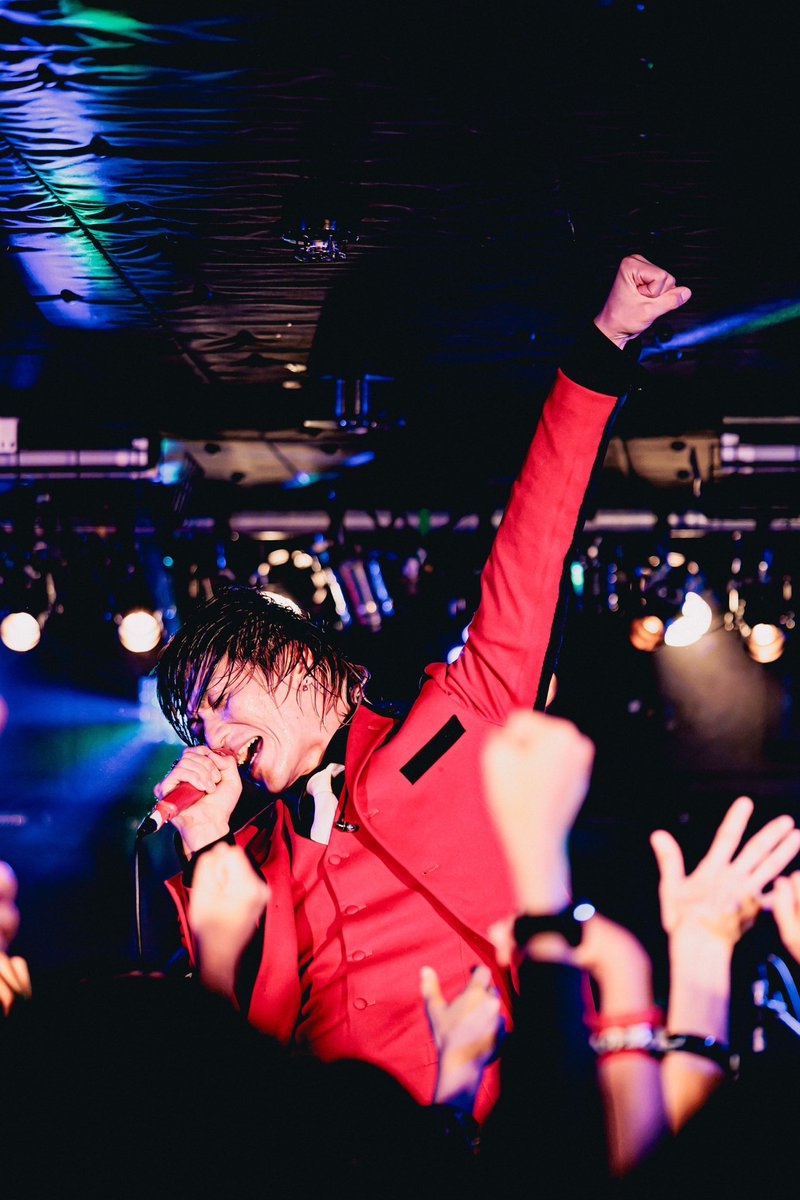vms_official's tweet photo. ✨⚡️🎙️🎉🎂🎉🎙️⚡️✨

7/6㊗️HAPPY BIRTHDAY

🌟Vo.水野ギイ🌟

お誕生日おめでとう‼️

✨⚡️🎙️🎉🎂🎉🎙️⚡️✨

#ビレッジマンズストア #水野ギイ https://t.co/HTPG5yUjV6