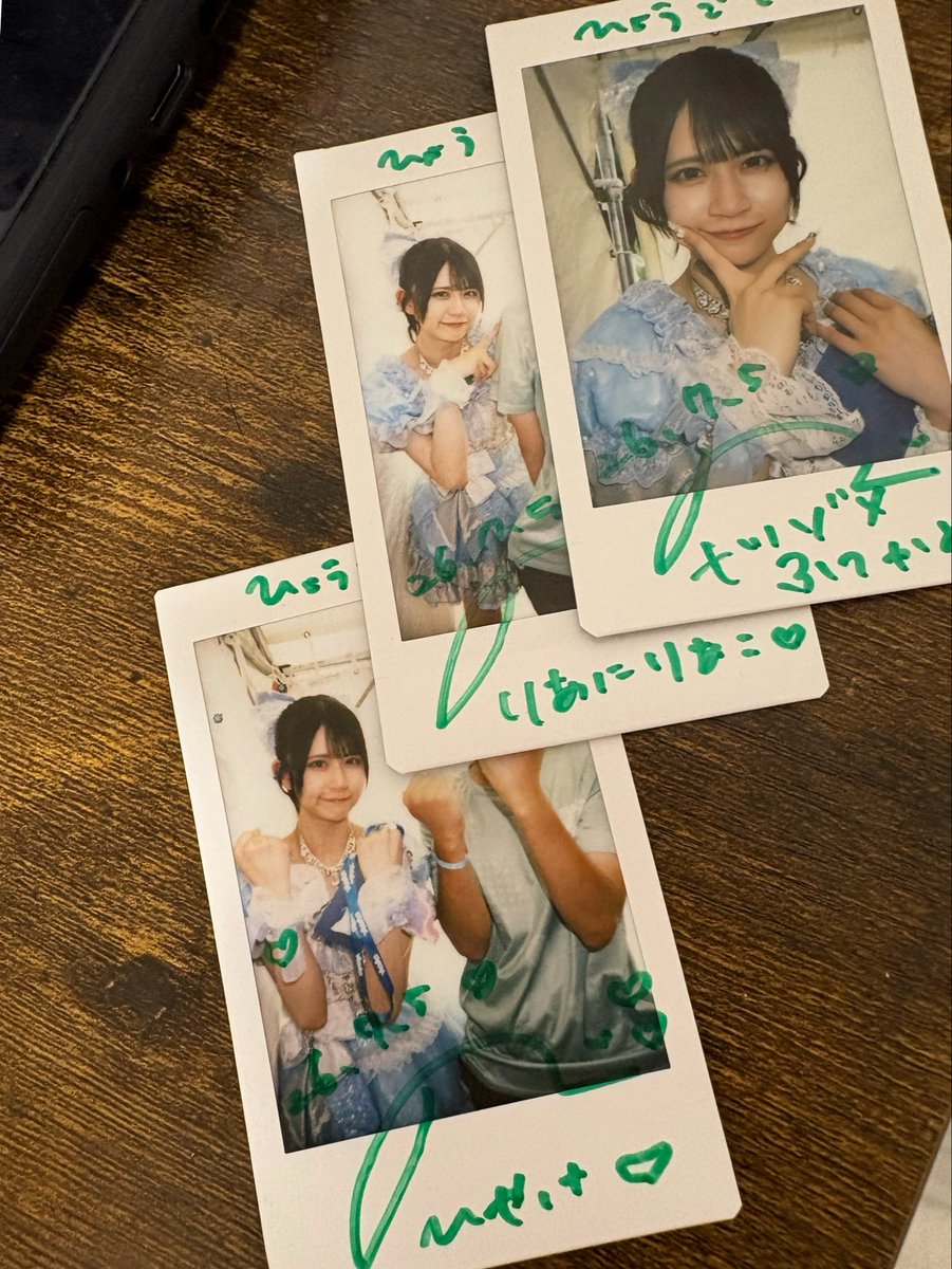 shachi113's tweet photo. お揃いの日焼け跡、来年も一緒に https://t.co/gfn6PUpMGO