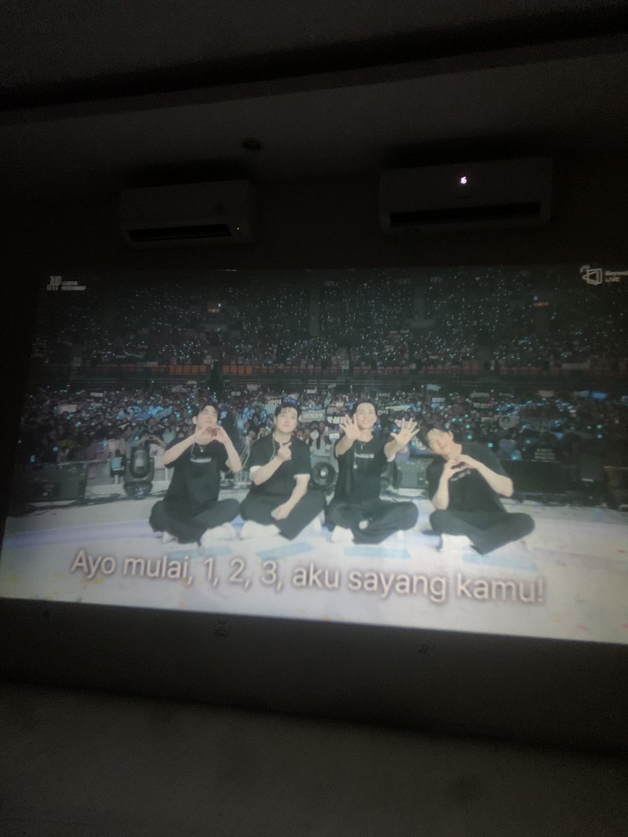 vianda25's tweet photo. To be a My Day, it's one of the best choice in my life✨🍀

@MyDay_Bekasi https://t.co/Amzx7PSlal