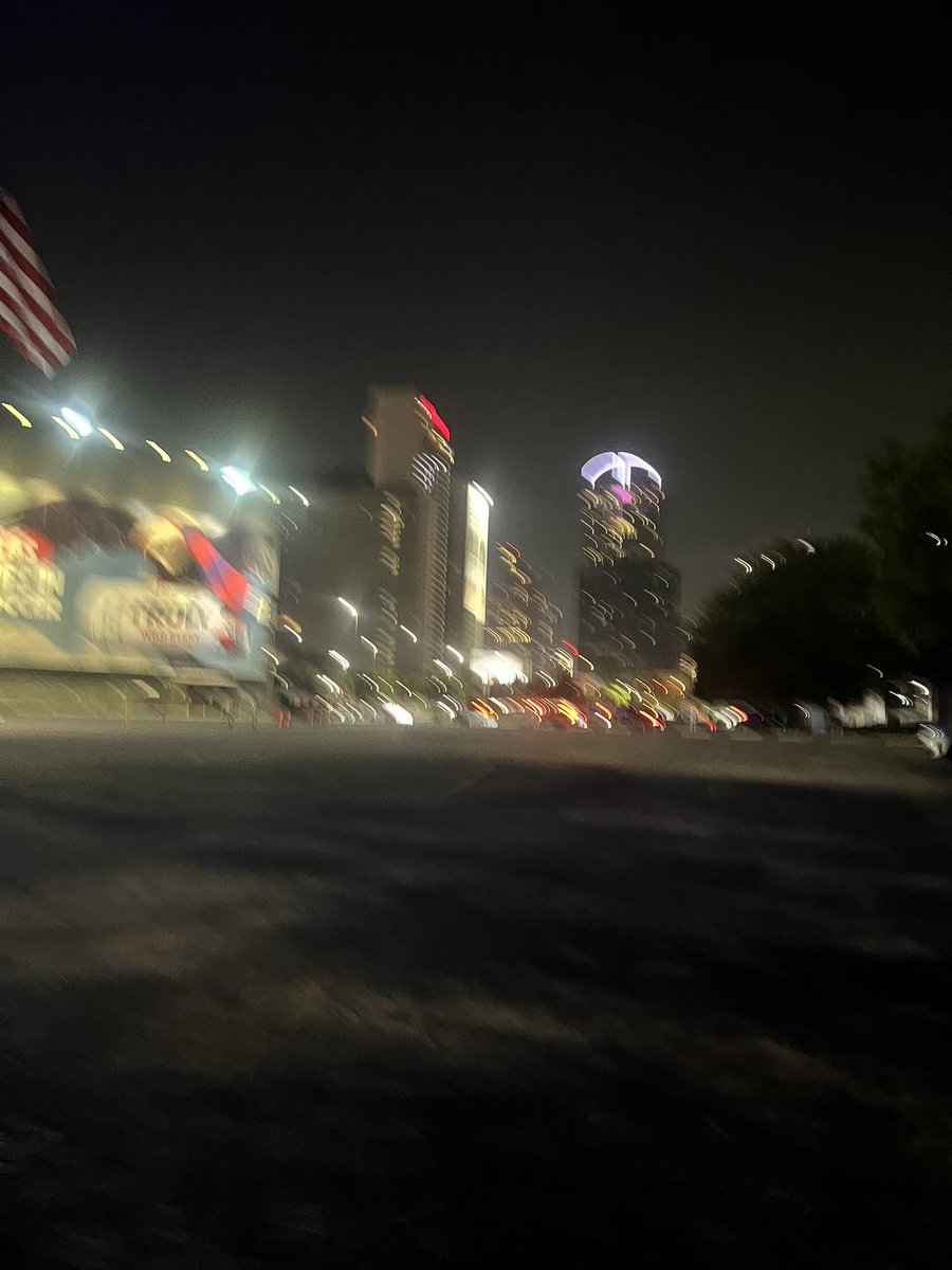 user45789955's tweet photo. that’s a wrap folks !no more outside for Raven https://t.co/Jr1YVjKa9m