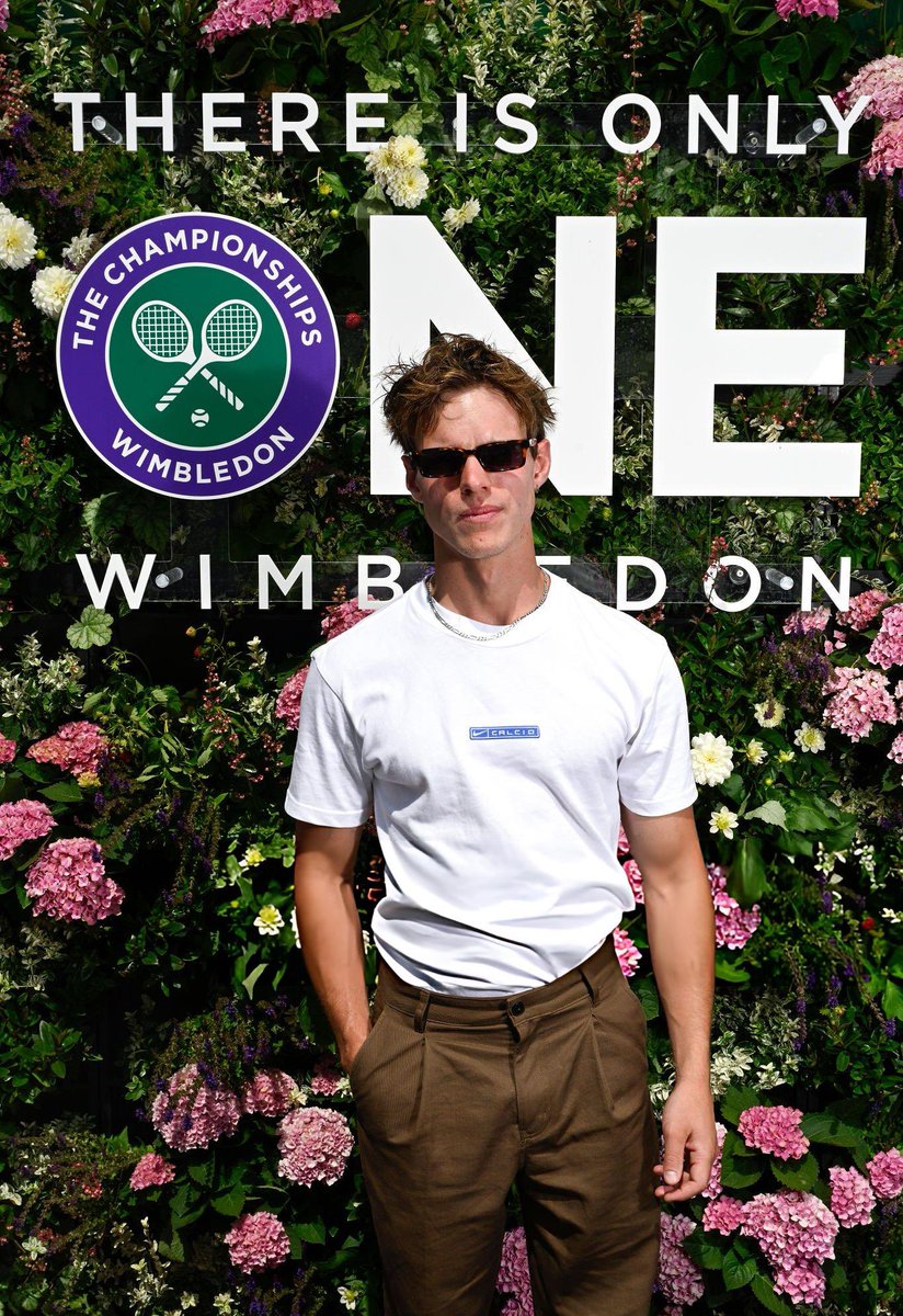 finnbennettfan's tweet photo. finn bennett attends day 7 of the 2026 wimbledon championships https://t.co/J50N6QkZMM