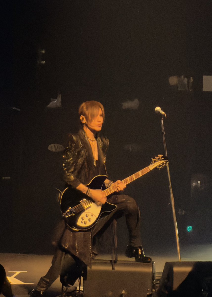 emi027963's tweet photo. お誕生日おめでとうございます♡
ちょっと早いですが、みんなでハピバ出来たの嬉しかった🫰こうしてお祝いできることがどれだけ尊いか…来年も、再来年もずーっとずーっとお祝いさせてください

#LUNAPIC
#LUNASEA
#SUGIZO
#名古屋day2 https://t.co/uPKheedLyf
