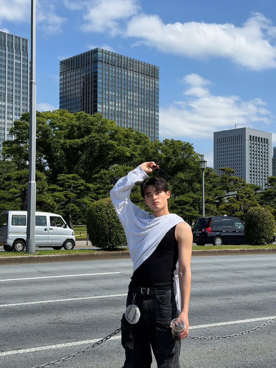 _wnsdnjs's tweet photo. 260705 인스타 게시물
#안준원 #AHNJUNWON
#アンジュンウォン https://t.co/P9XzE7VyYs