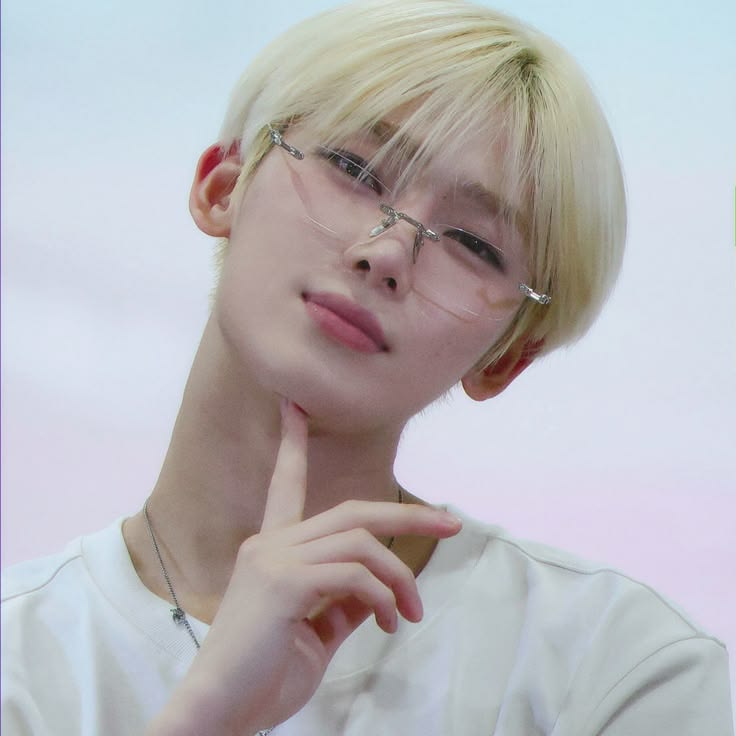 milhstruck's tweet photo. ⋆THIS OR THAT

—•  Sunoo ver. 

📌TAGS

#OurForeverSunshineSUNOO
#BeliftProtectSunoo https://t.co/6y2gMBv2SC