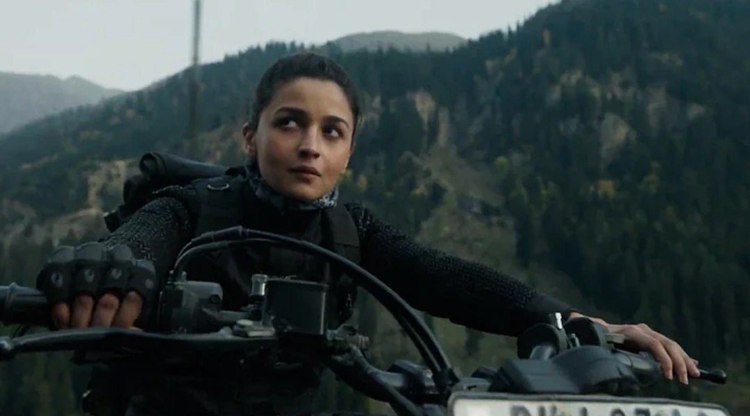 Freak4Flims's tweet photo. SUNDAY SURGE!

#Alpha is showing a BIG turnaround at the box office! 💥🧨

the film is now eyeing a ₹15 Cr+ nett Sunday, which is an outstanding jump considering the heavy negativity and criticism it faced before and after release.

#AliaBhatt once again proves why she's among the strongest box office forces of this generation. 👏🔥🫡