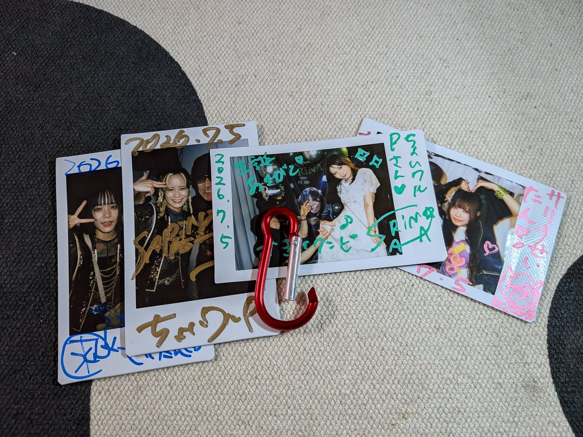 bene696969's tweet photo. O−VER−KiLL主催
SARiNA生誕祭②
普段仲良くしてるベビタンツ RED-i などでコラボステージなど
和やかな雰囲気でいい生誕祭だった
#バキル
#ベビタンツ
#REDi
#ユータ https://t.co/qgqzuF9cIW