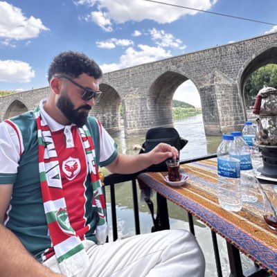 yasar1707's tweet photo. #YeniProfilResmi https://t.co/McjBt9BstI