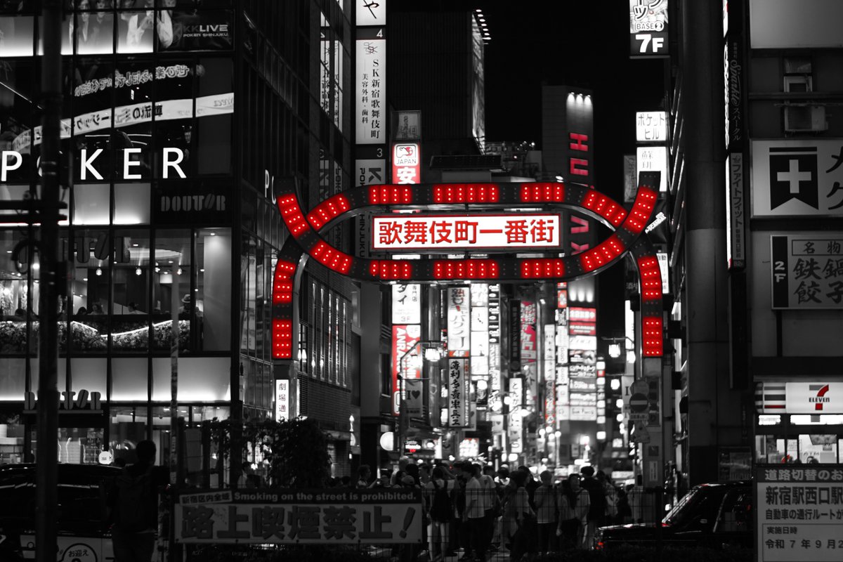 spbzukkey's tweet photo. 新大久保から歩きながらカメラの練習。疲れてたけど集中出来て良き時間。 https://t.co/HaWJLlBC6F