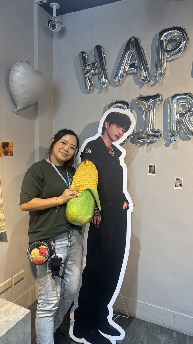 lilyenliu's tweet photo. Justin's Birthday party D2
沒有拍太多照片
今天是同樂會的氛圍
在台菲律賓A'TIN與台灣A'TIN們相聚在一起為 @justintdedios 暖壽啊
祝福我們的文青壽星開開心心繼續發光發熱揮灑才能完成自己喜歡的事物
我們下次見💚
@DaiwanATIN @ATINTaiwan_ 
#SB19 #ATINTaiwan #DaiwanATIN
#SB19_JUSTIN #HAPPYBIRTHDAY