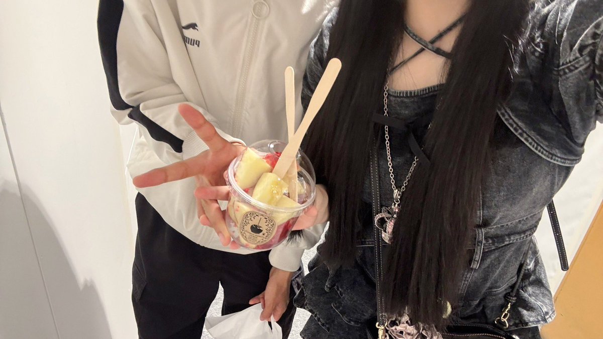 aa_karinya's tweet photo. 今日で1年だいすき https://t.co/VKw7LWUnQm