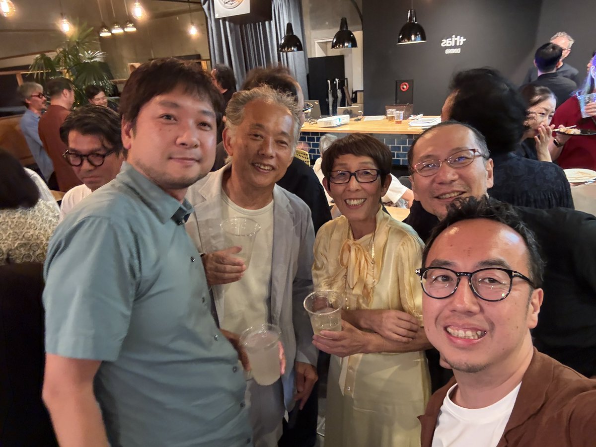 ryumitarai's tweet photo. 伊東豊雄建築設計事務所OBOG会2026
伊東さんお誕生日おめでとうございました。
懐かしく嬉しい仲間たち
伊東さんから今年も沢山の刺激と激励の言葉を頂きました。 https://t.co/UxLmfoaYhz