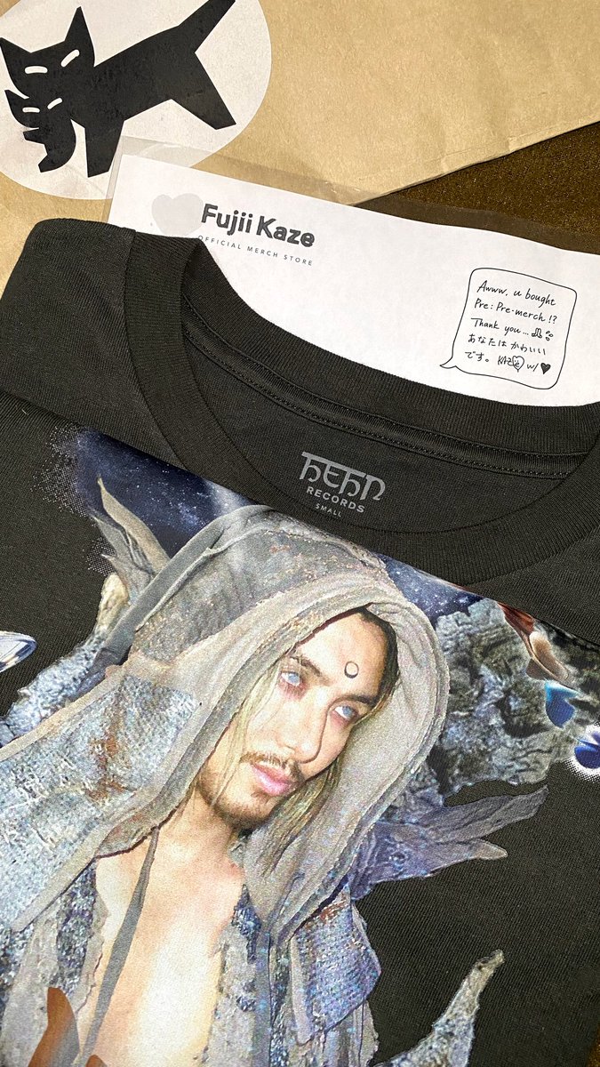 Kazestyy's tweet photo. Apparently this is a size small

in the dress section https://t.co/iFXHzvykrf