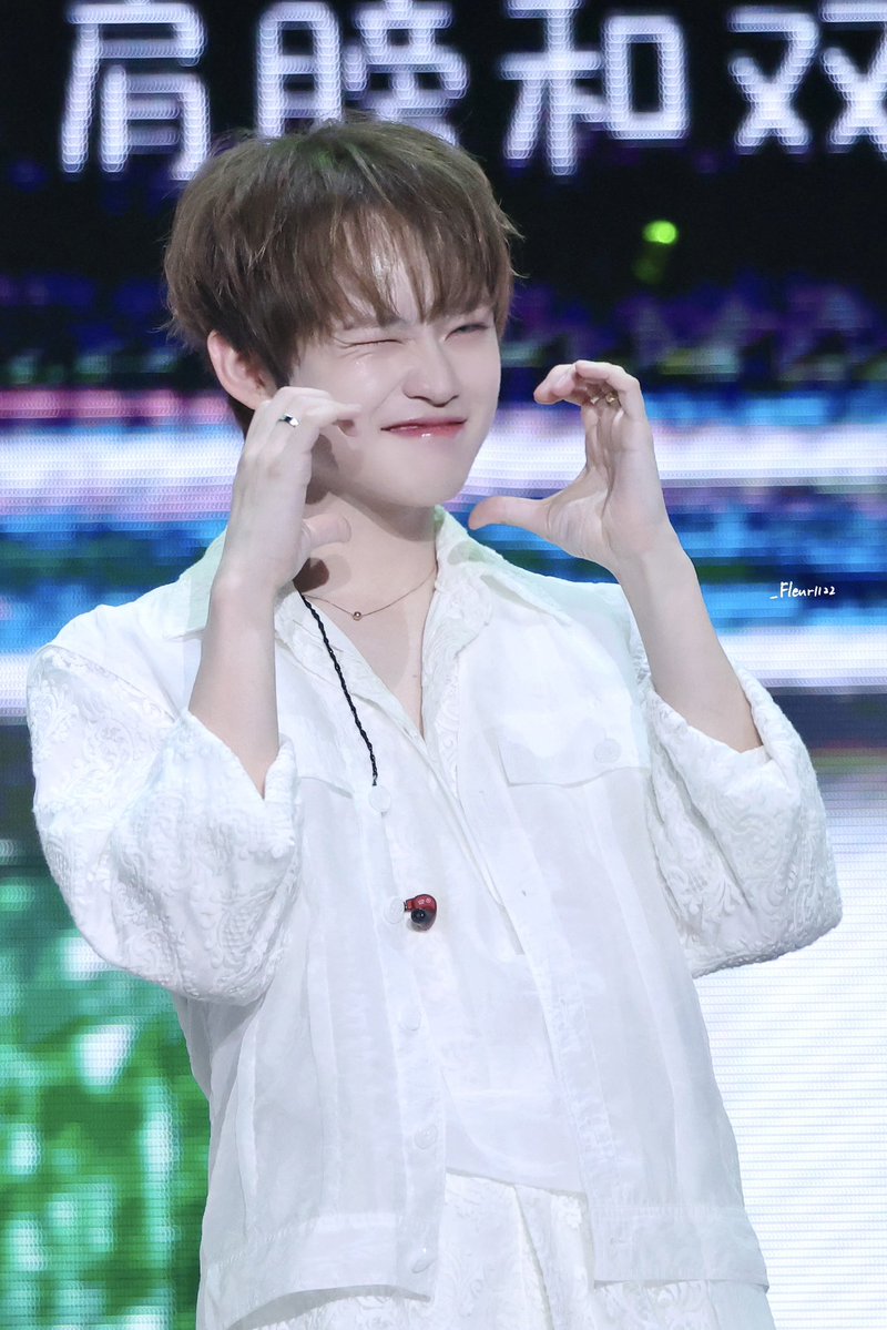 _Fleur1122's tweet photo. 260705 FM

#천러 #辰乐 #CHENLE #NCTDREAM https://t.co/xQ9OF4VFBO