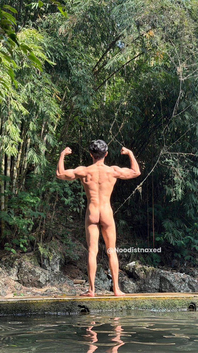 noodistnaxed's tweet photo. Area yg diperbolehkan untuk naked. Ya ga si(?) 
Infoin tempat kyk gini lg dong

#gayjakarta #gayjember #gaymalang #nudist #naked https://t.co/fS9uAS1NL7