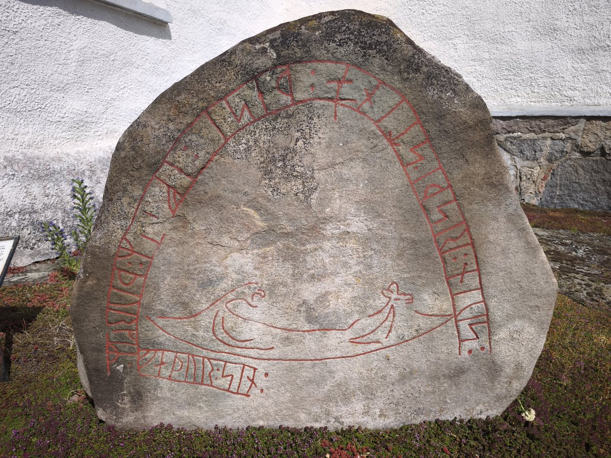ThomasSmaberg's tweet photo. So, I went on an excursion today and visited two #runestones. This one is at Holmby Church, Skåne. The inscription reads: "Sven raised these stones after Torger, his father." A common inscription. However, the beautiful ship is magnificent, like a Roman warship actually with rams https://t.co/2q47h2NUUs