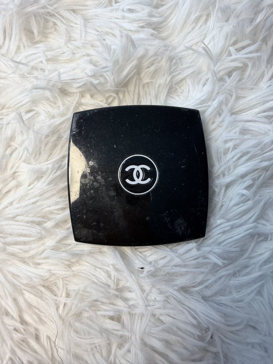 clothes_1718's tweet photo. บลัชChanel 
รายละเอียดตามรูป
450฿ https://t.co/2rO63N6OeB