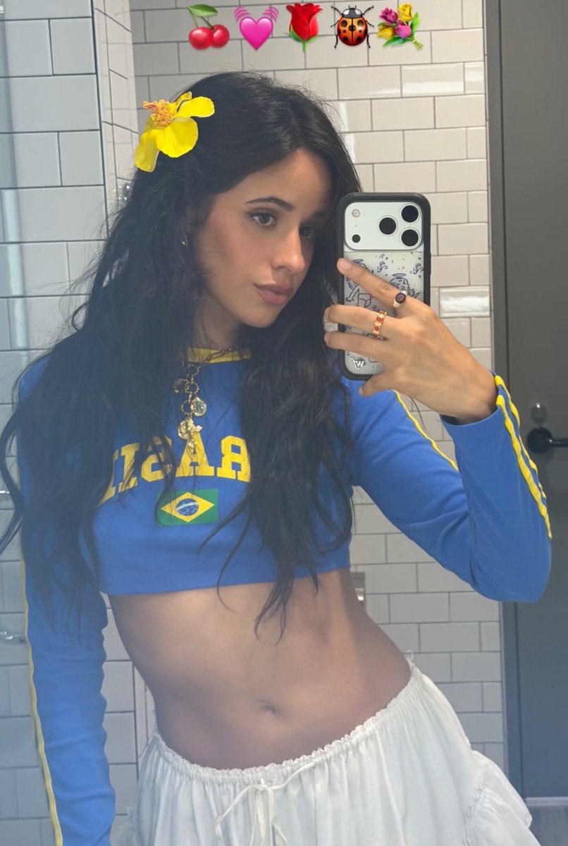 7thais71's tweet photo. Hoy estoy así como Camila, vamos Brasil 🇧🇷, vamos México 🇲🇽 https://t.co/gsYodaOx6Y
