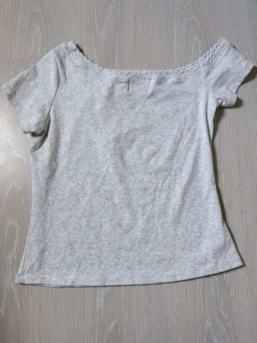 clothes_1718's tweet photo. Dopey.puffy
140฿ https://t.co/VujdyvQJXR