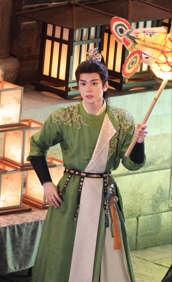 zsxarchives's tweet photo. 260705 - Reuters of #ZengShunxi at the filming set of #InvertedFate/Gong Yu (#攻玉)

#JosephZeng #曾舜晞 https://t.co/3epR3rIOLj