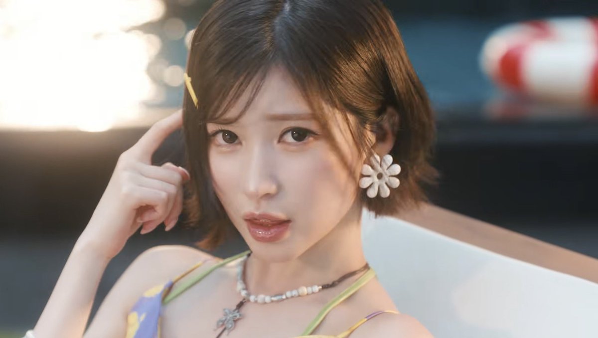 ACESA_LOVE's tweet photo. 一つのMVに収まるビジュじゃない🥰

#BABYMONSTER #베이비몬스터 #아사 #ASA #榎並杏紗 #ENAMIASA #アサ https://t.co/B0D2urwCzv
