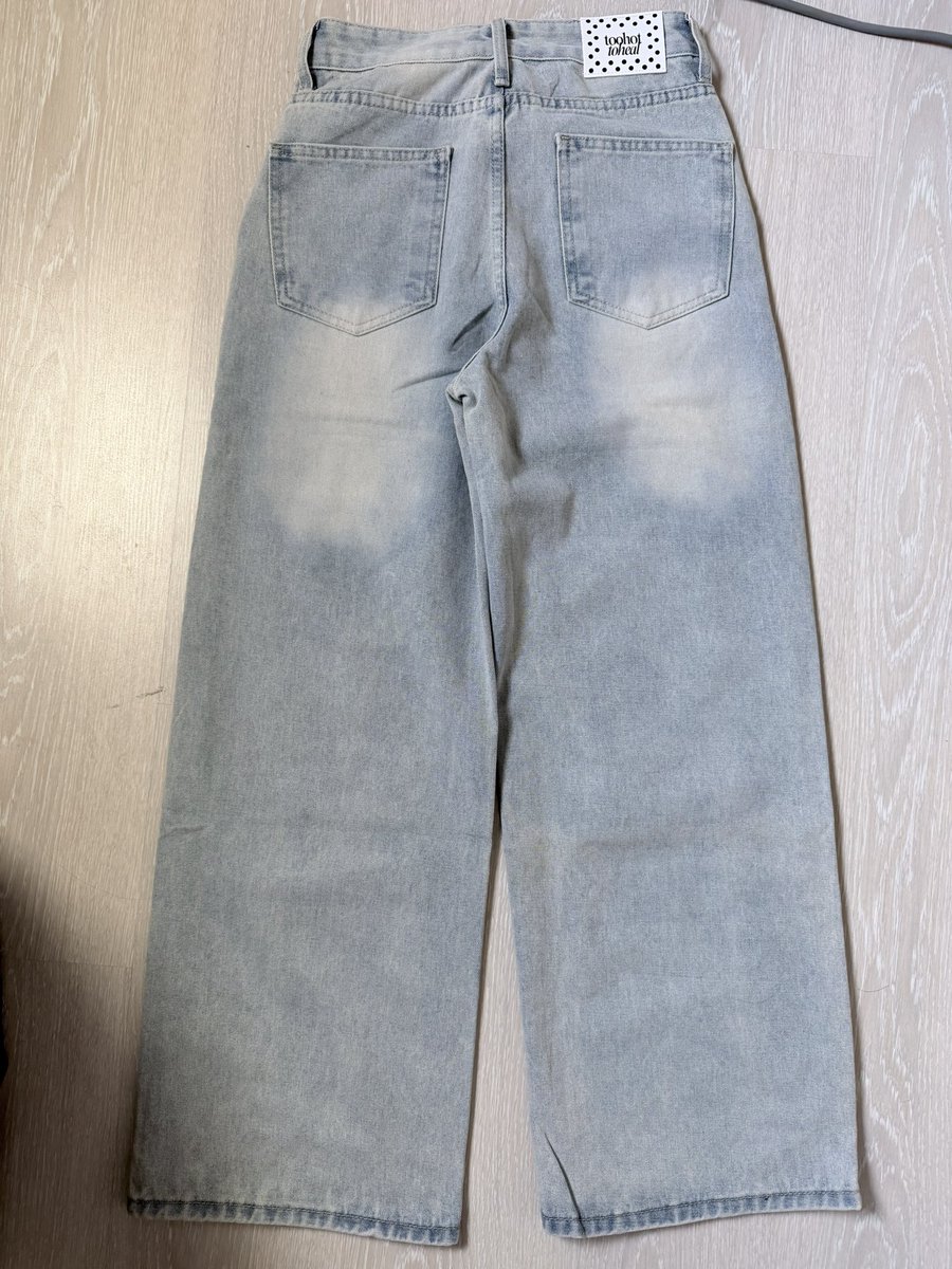 clothes_1718's tweet photo. TooHotToHeal (S) เอว25-26
Light ruby02
450฿ มือone https://t.co/ZTaeKI1QE5