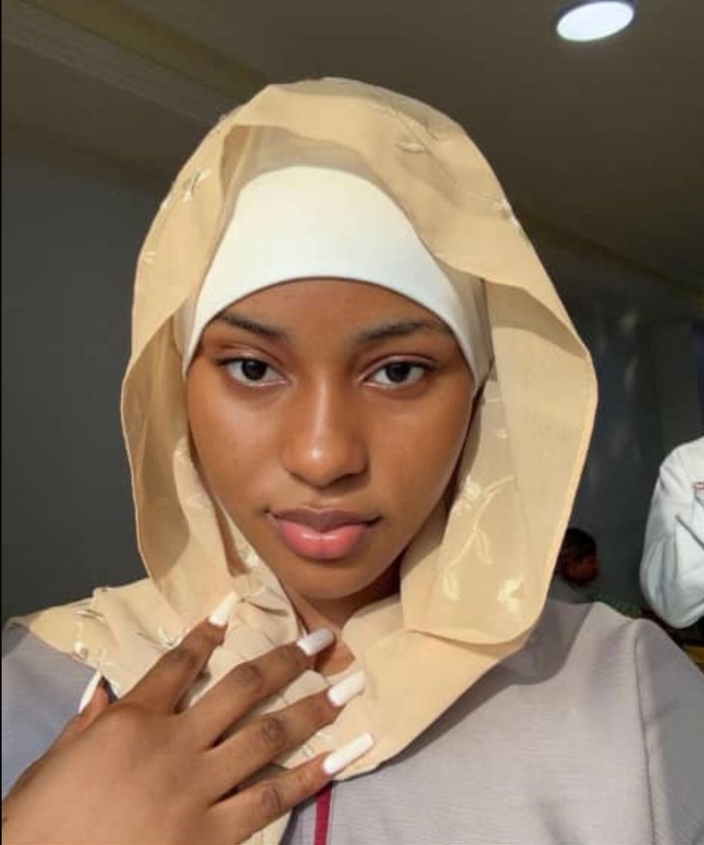 __Faarheen's tweet photo. Can I be your wife? https://t.co/YVBc4drjxx